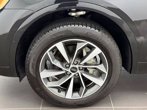 Certified 2023 Audi Q5 2.0T Premium w/ Convenience Package AWD/4WD image 8