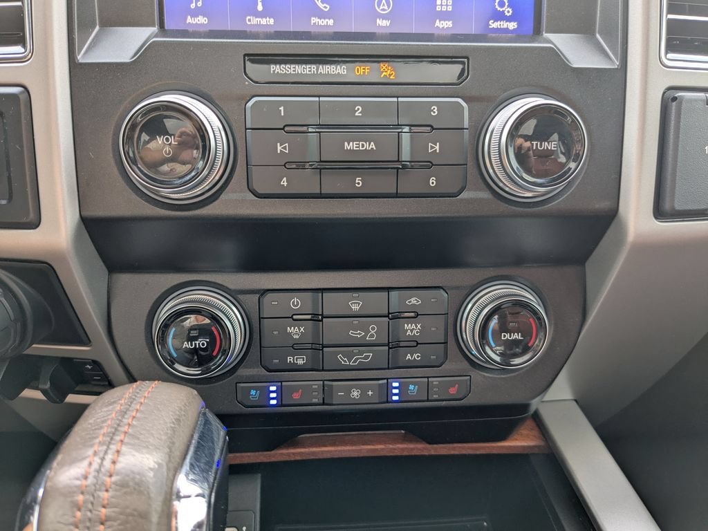Used 2020 Ford F150 King Ranch w/ Equipment Group 601A Luxury AWD/4WD image 5