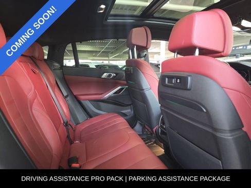 Used 2022 BMW X6 xDrive40i w/ Executive Package image 4