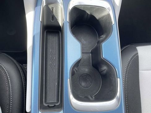 Used 2025 Chevrolet Equinox EV LT image 25