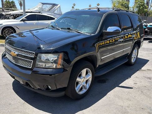 Used 2014 Chevrolet Tahoe LTZ RWD image 4
