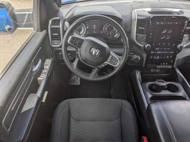 Used 2025 RAM 1500 Big Horn AWD/4WD image 17