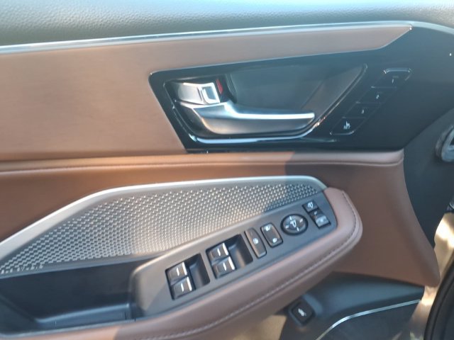 Used 2024 Acura MDX w/ Technology Package FWD image 6