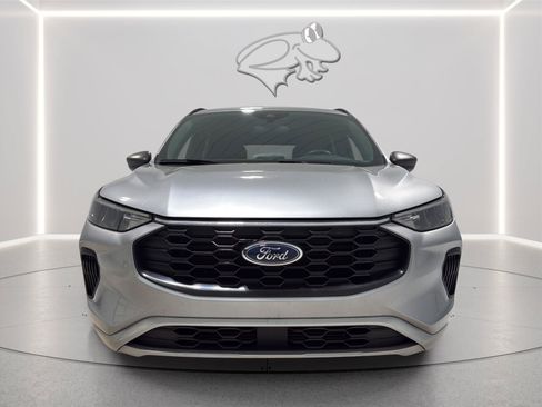 Certified 2024 Ford Escape ST-Line AWD/4WD image 10