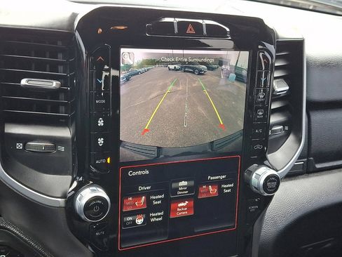 Used 2020 RAM 1500 Big Horn AWD/4WD image 28