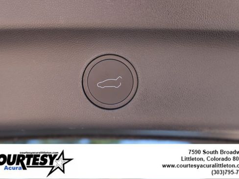 Used 2023 Tesla Model Y Performance AWD/4WD image 25