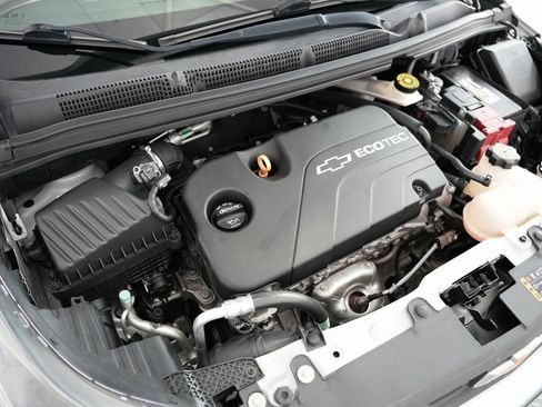 Used 2021 Chevrolet Spark LT image 47