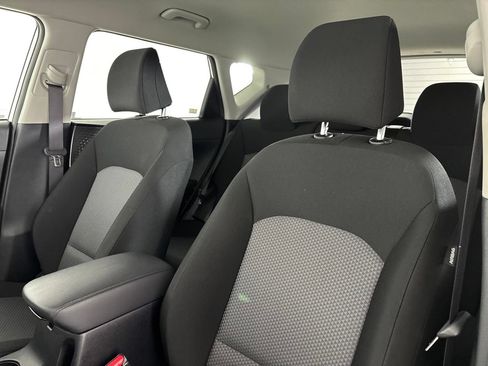 Used 2022 Kia Soul LX FWD image 11