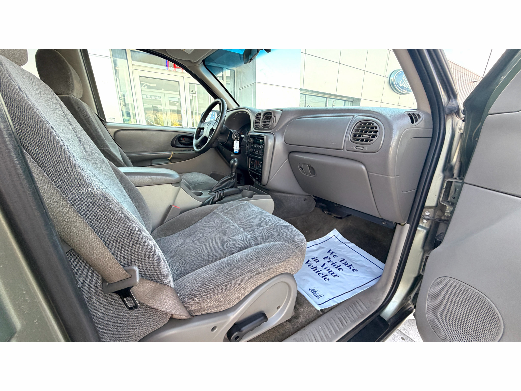 Used 2004 Chevrolet TrailBlazer LT AWD/4WD image 11