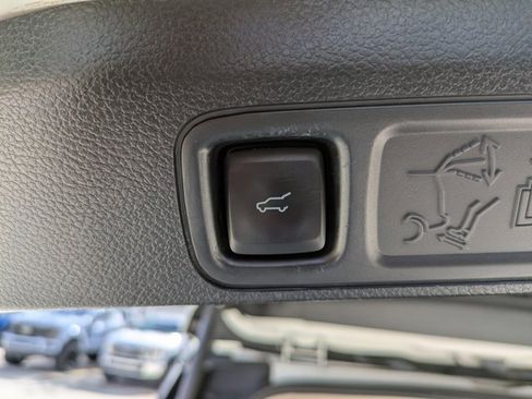 Certified 2021 Ford Expedition Max Platinum image 22