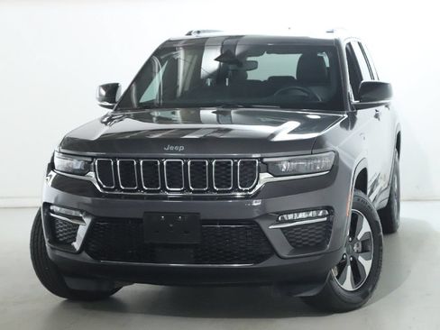 Used 2024 Jeep Grand Cherokee Limited 4xe AWD/4WD image 3