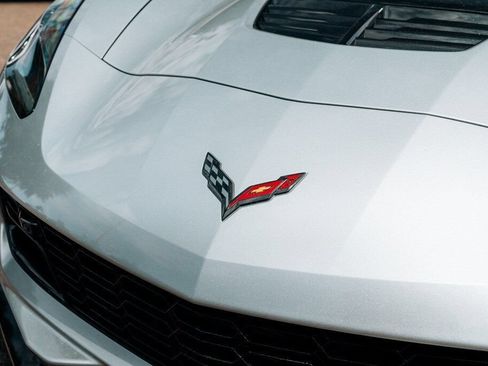 Used 2016 Chevrolet Corvette Z06 w/ 3LZ Preferred Equipment Group RWD image 10