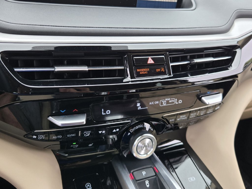 Used 2023 Acura MDX w/ Technology Package FWD image 23