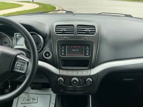 Used 2017 Dodge Journey SE w/ Flexible Seating Group FWD image 24