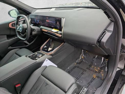 Certified 2025 BMW X3 xDrive30i image 19