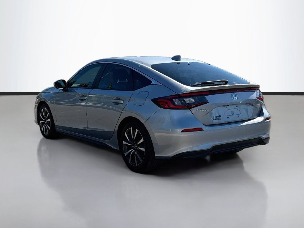 Used 2024 Honda Civic EX-L image 5