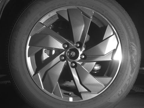 Used 2025 Nissan Rogue SV image 12