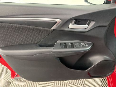 Used 2018 Honda Fit EX image 13