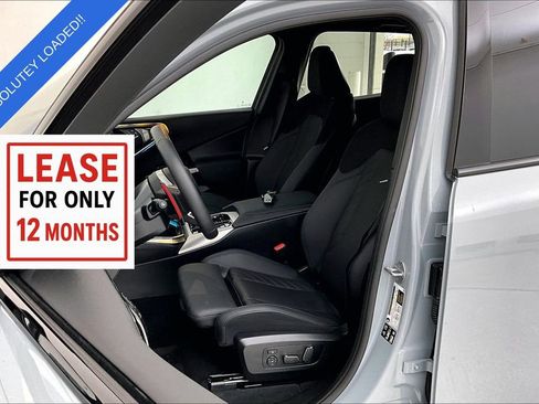 Used 2026 BMW X3 M50 w/ Premium Package image 34