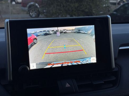 Used 2025 Toyota RAV4 LE image 17