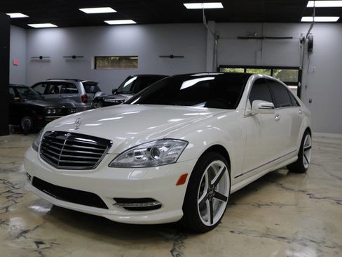 Used 2013 Mercedes-Benz S 550 4MATIC w/ Sport Pkg image 8