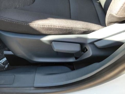 New 2025 Ford Maverick XL w/ Equipment Group 101A image 23