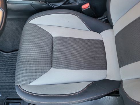 Used 2020 Subaru Crosstrek 2.0i Premium w/ Popular Package #2 image 28