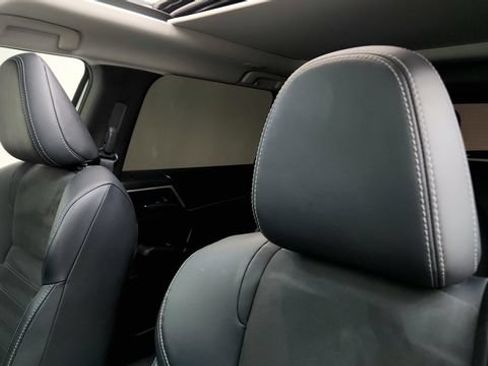Used 2022 Mitsubishi Outlander SE AWD/4WD image 48