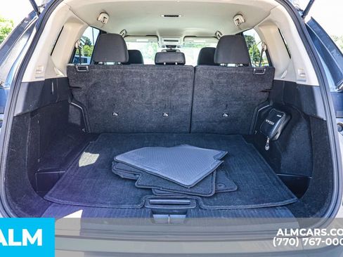 Used 2024 Nissan Rogue S FWD image 23