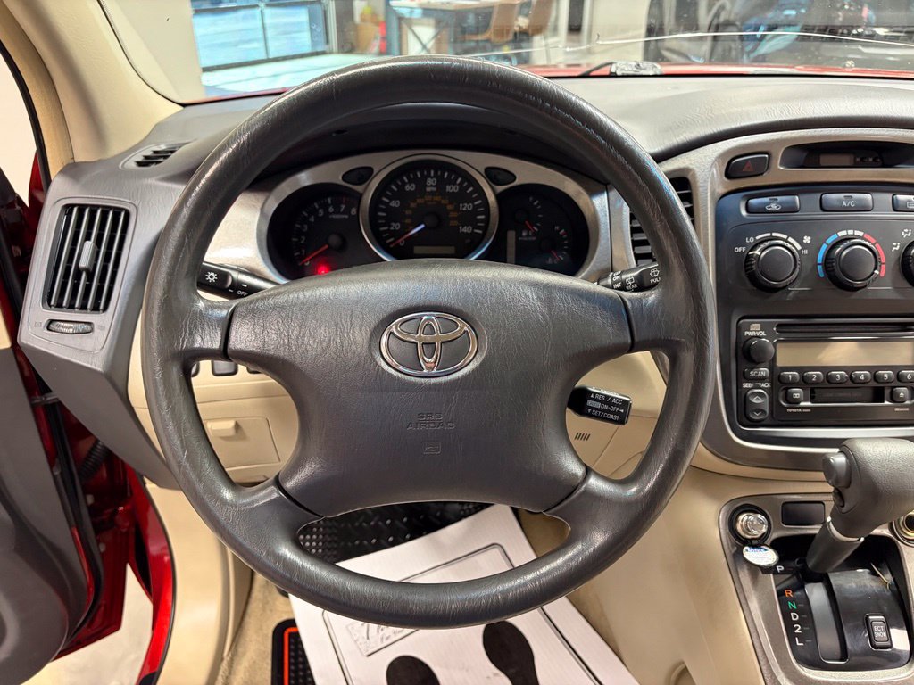 Used 2003 Toyota Highlander 2WD V6 image 12