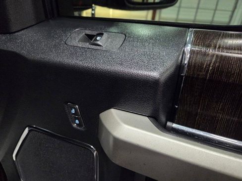 Used 2020 Ford F250 Lariat w/ Lariat Ultimate Package image 41