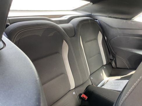 Used 2019 Chevrolet Camaro LT RWD image 16