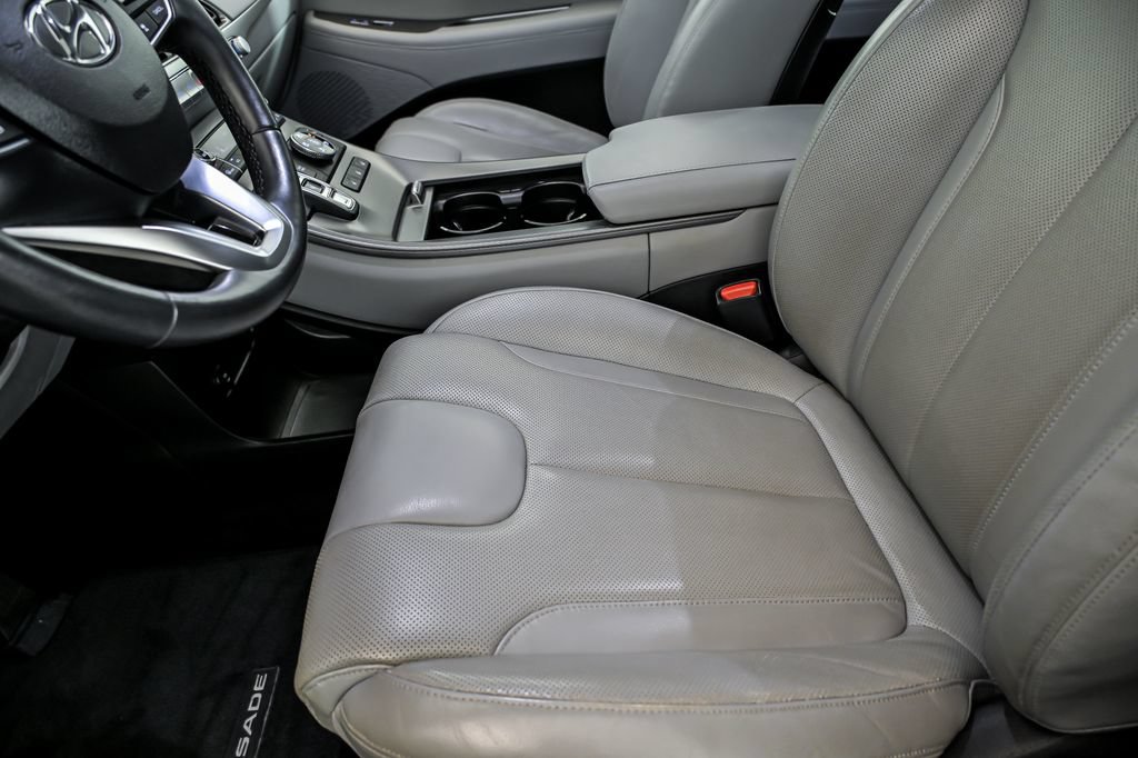 Used 2020 Hyundai Palisade SEL w/ Premium Package AWD/4WD image 13