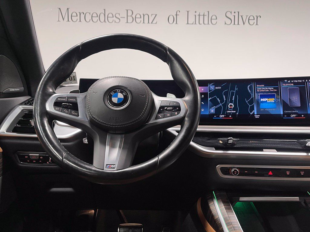 Used 2023 BMW X7 xDrive40i w/ M Sport Package AWD/4WD image 31