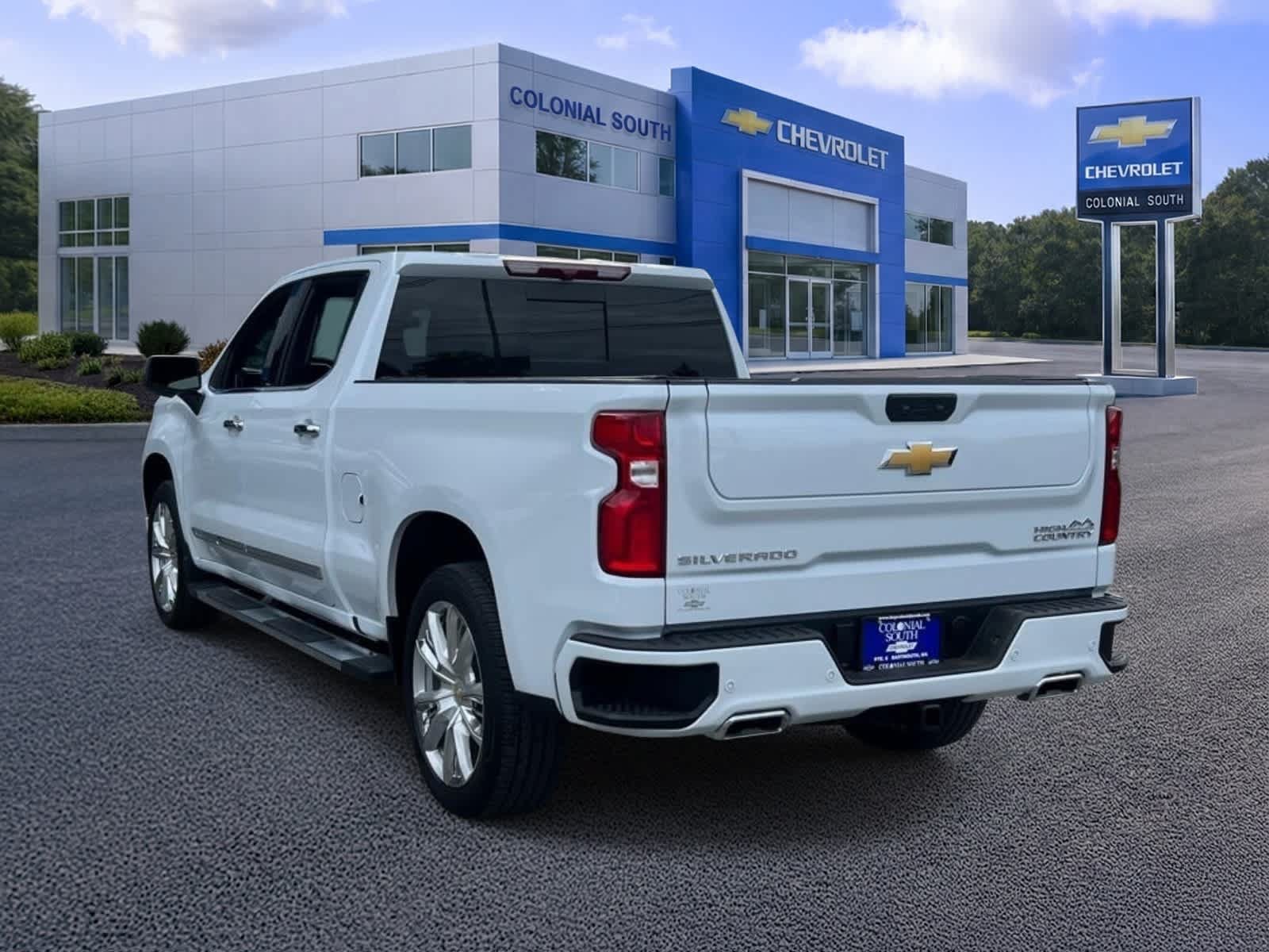 Certified 2026 Chevrolet Silverado 1500 High Country w/ High Country Premium Package AWD/4WD image 4