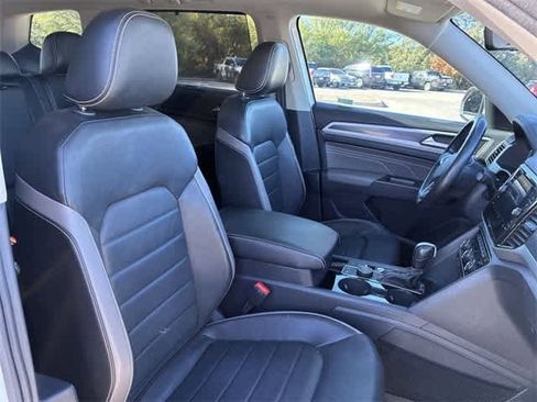 Used 2022 Volkswagen Atlas SEL Premium image 24