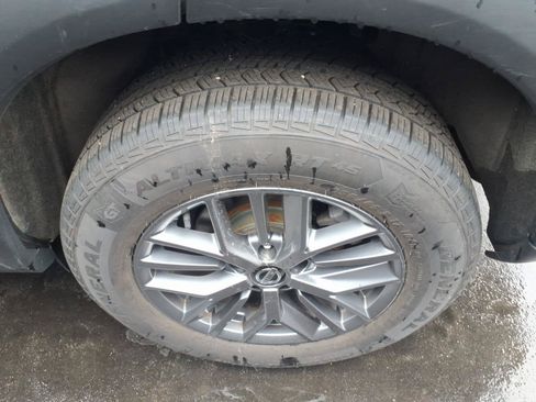 Used 2021 Nissan Rogue S AWD/4WD image 6