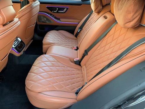 Certified 2022 Mercedes-Benz S 580 4MATIC Sedan image 19