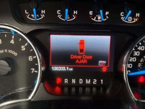 Used 2014 Ford F150 XLT w/ Equipment Group 302A Luxury AWD/4WD image 14