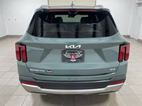 Used 2025 Kia Sorento SX Prestige AWD/4WD image 5