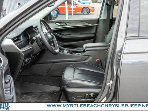 Certified 2021 Jeep Grand Cherokee L Limited image 18