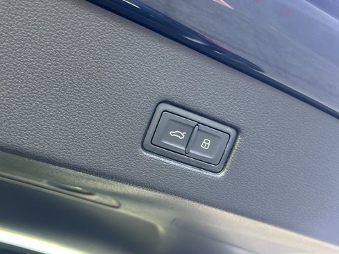 Used 2021 Audi A7 e Premium Plus w/ Black Optic Package image 20