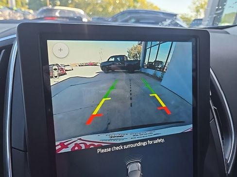 Used 2022 Ford Edge Titanium w/ Equipment Group 301A image 4