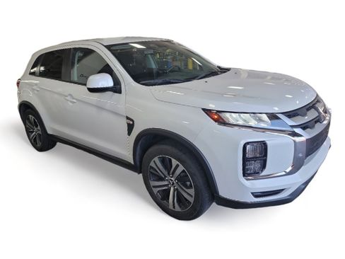 Used 2021 Mitsubishi Outlander Sport ES image 1