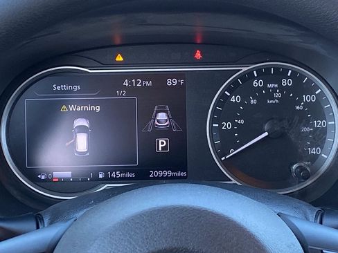 Certified 2020 Nissan Kicks SV FWD image 31