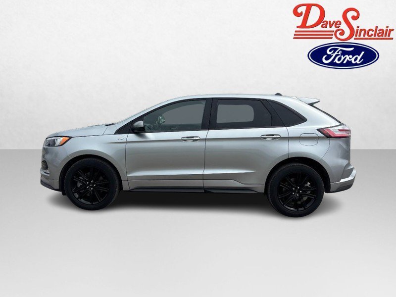 Used 2024 Ford Edge ST-Line w/ Class II Trailer Tow Package AWD/4WD image 10