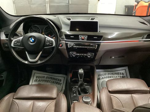 Used 2017 BMW X1 xDrive28i AWD/4WD image 12