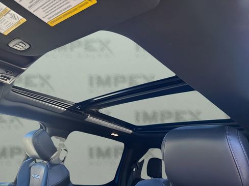 Used 2019 Ford F150 Raptor w/ Equipment Group 802A Luxury image 12