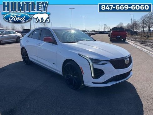 Used 2022 Cadillac CT4 Sport image 4