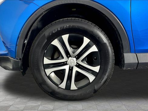 Used 2018 Toyota RAV4 LE w/ All Weather Liner Package FWD image 35
